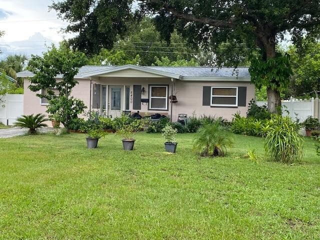 8400 52ND WAY N PINELLAS PARK, FL 33781