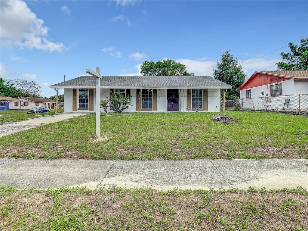 4441 ATWATER DR DRIVE TAMPA, FL 33610