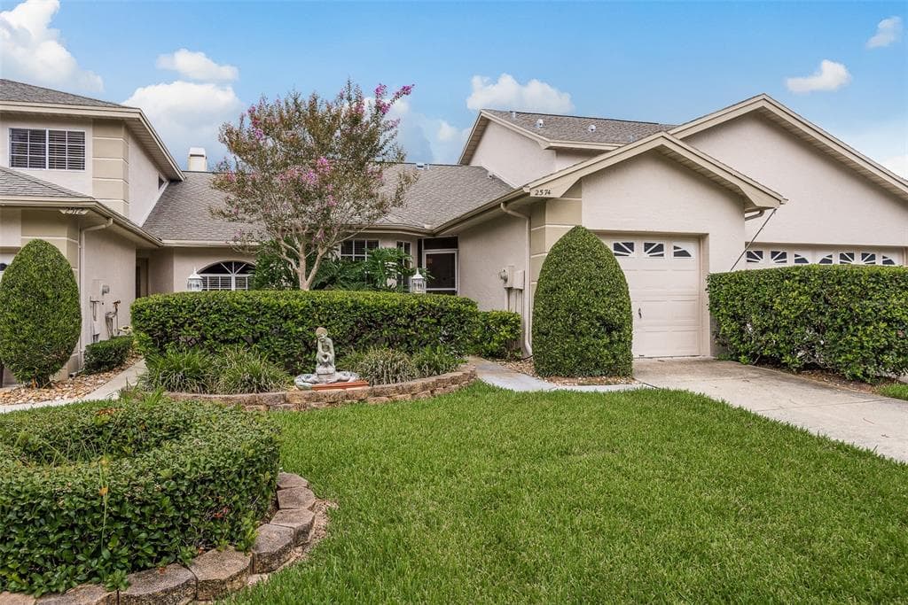 2574 W BROOK LANE CLEARWATER, FL 33761