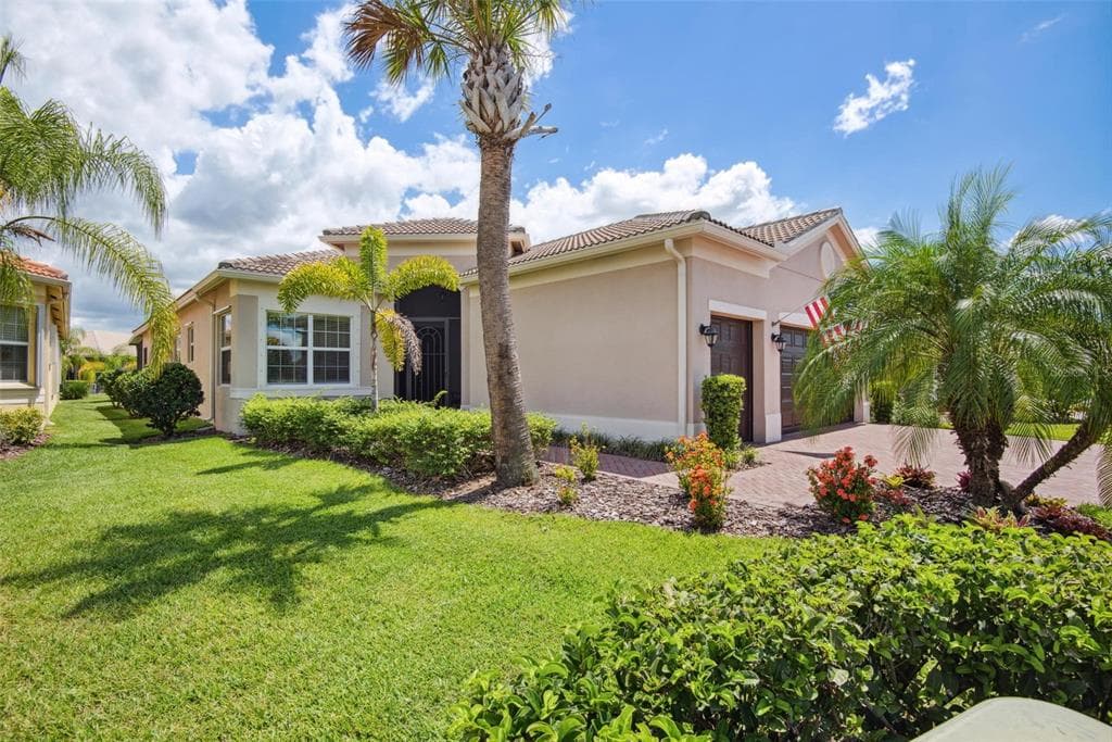 5105 SEA CORAL PLACE WIMAUMA, FL 33598
