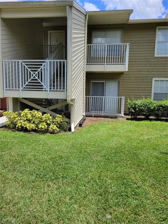 202 LAKE PARSONS GREEN UNIT 102 BRANDON, FL 33511