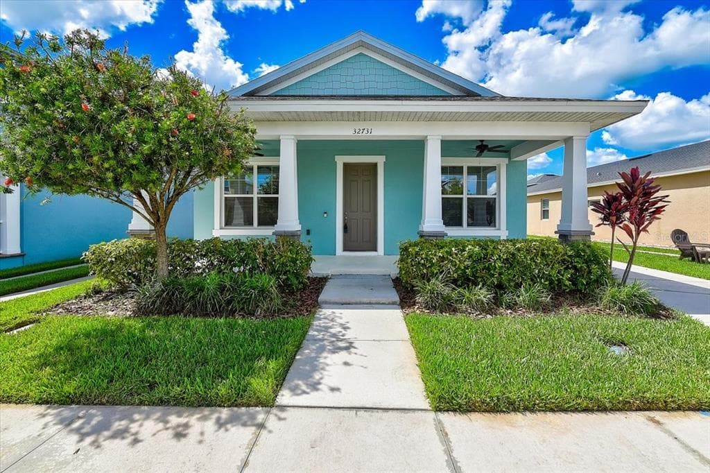 32731 COLDWATER CREEK LOOP WESLEY CHAPEL, FL 33545