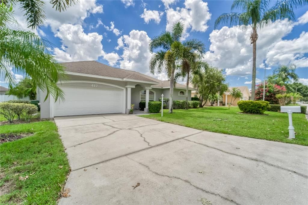 417 RUBY LAKE PLACE WINTER HAVEN, FL 33884