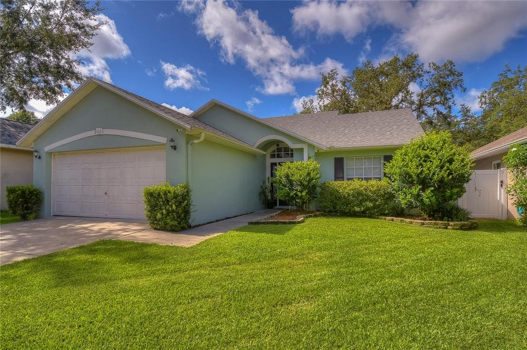 2525 SIENA WAY VALRICO, FL 33596