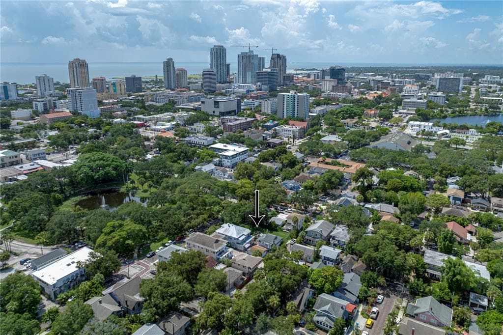 610 5TH STREET N ST PETERSBURG, FL 33701