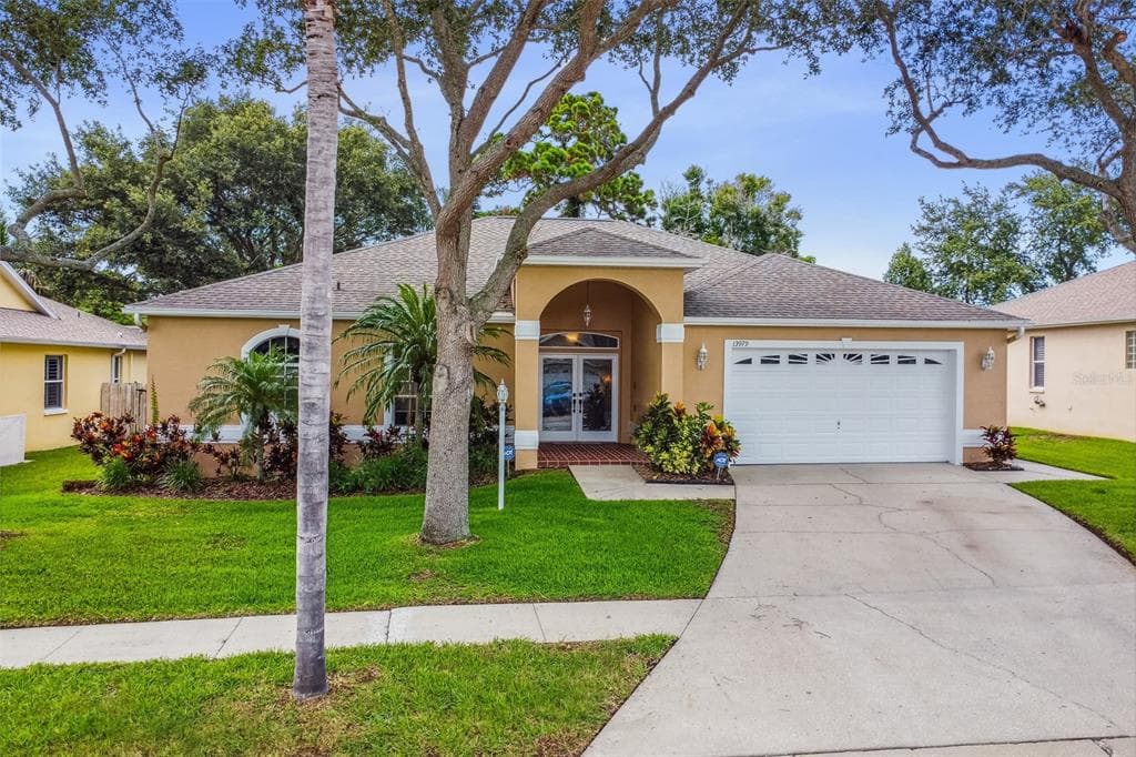 13979 DANIELLE COURT SEMINOLE, FL 33776