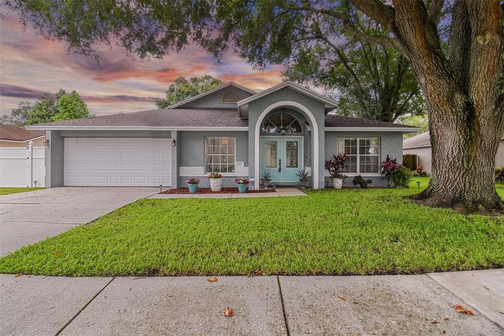 2351 FOGGY RIDGE PARKWAY LAND O LAKES, FL 34639