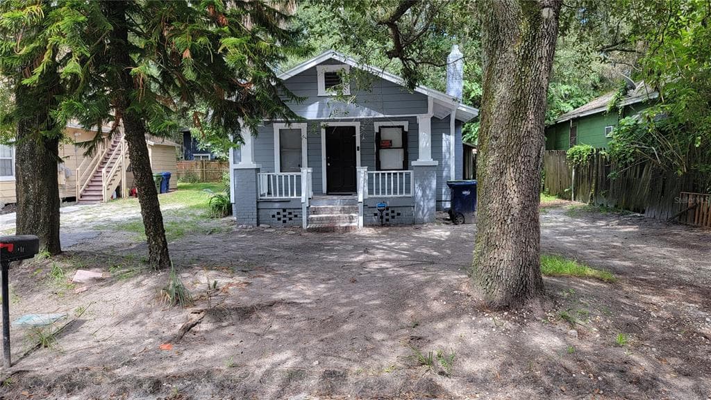 8111 N 10TH STREET UNIT 1/2 TAMPA, FL 33604