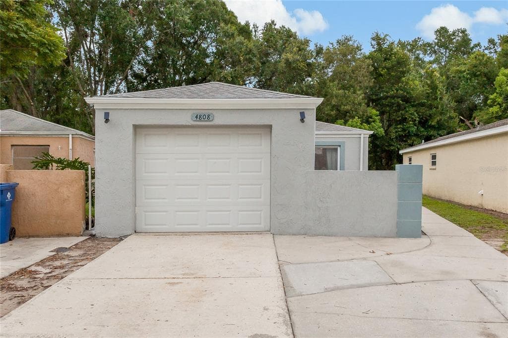 4808 TAMPA DOWNS BOULEVARD LUTZ, FL 33559