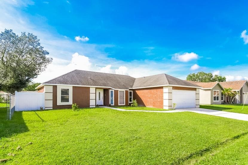 264 MAGELLAN DRIVE POINCIANA, FL 34758