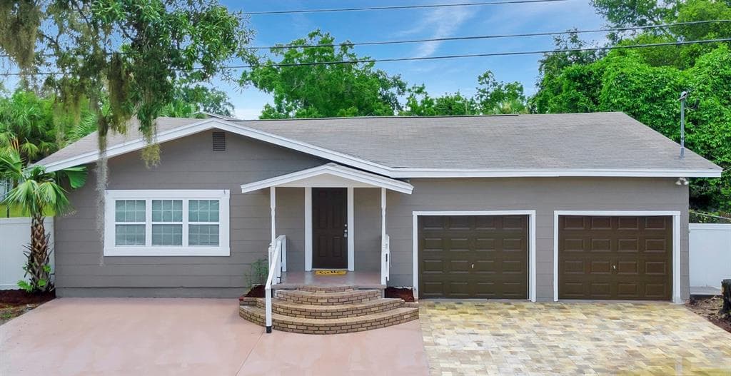 9801 N MYRTLE STREET TAMPA, FL 33617