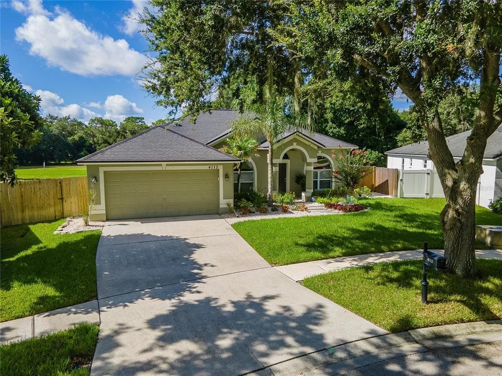 4712 PORTOBELLO CIRCLE VALRICO, FL 33596