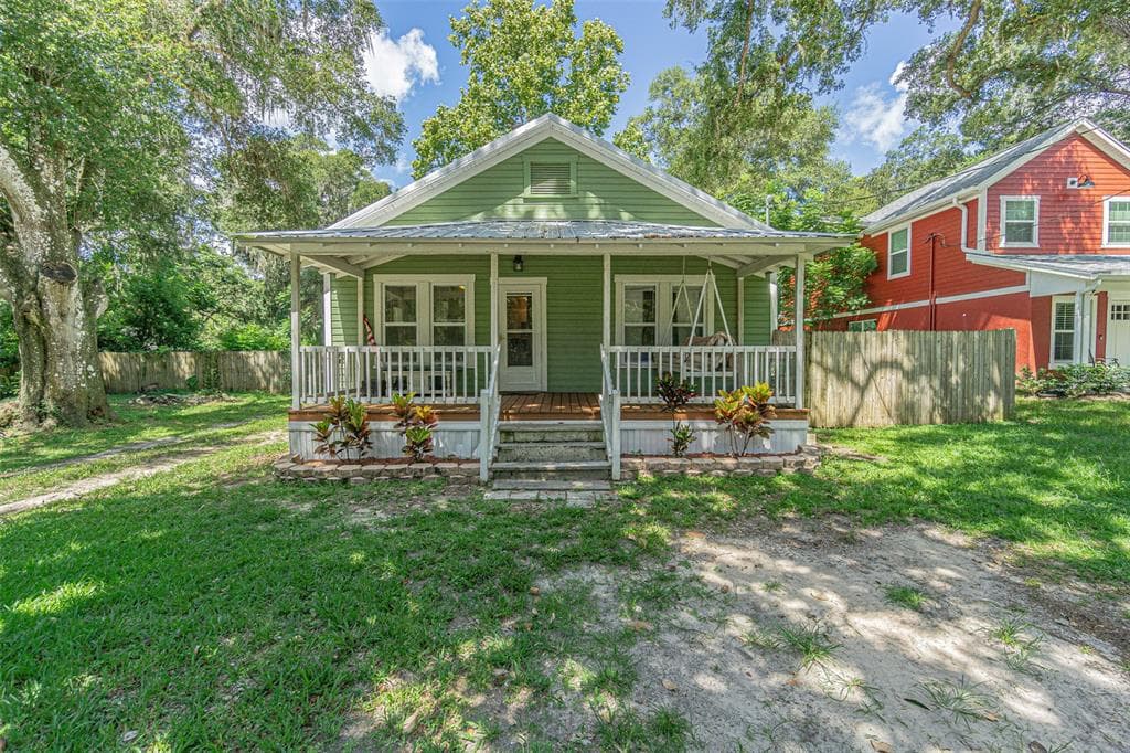 17405 SWEETWATER ROAD DADE CITY, FL 33523