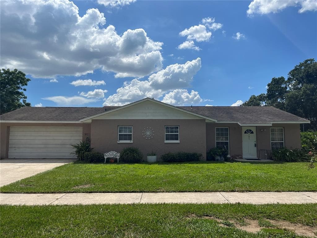 601 WOOD ROAD SEFFNER, FL 33584