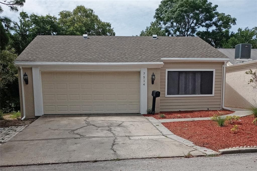7514 ROCKY POINT DRIVE HUDSON, FL 34667