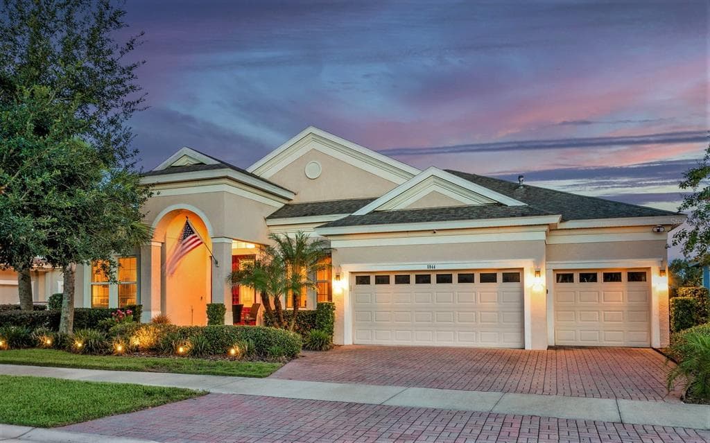 5944 WATERCOLOR DRIVE LITHIA, FL 33547