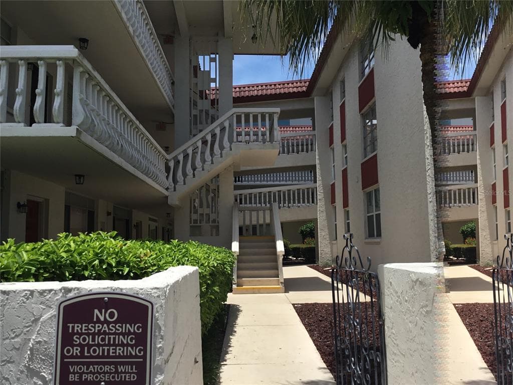 2623 SEVILLE BOULEVARD UNIT 205 CLEARWATER, FL 33764