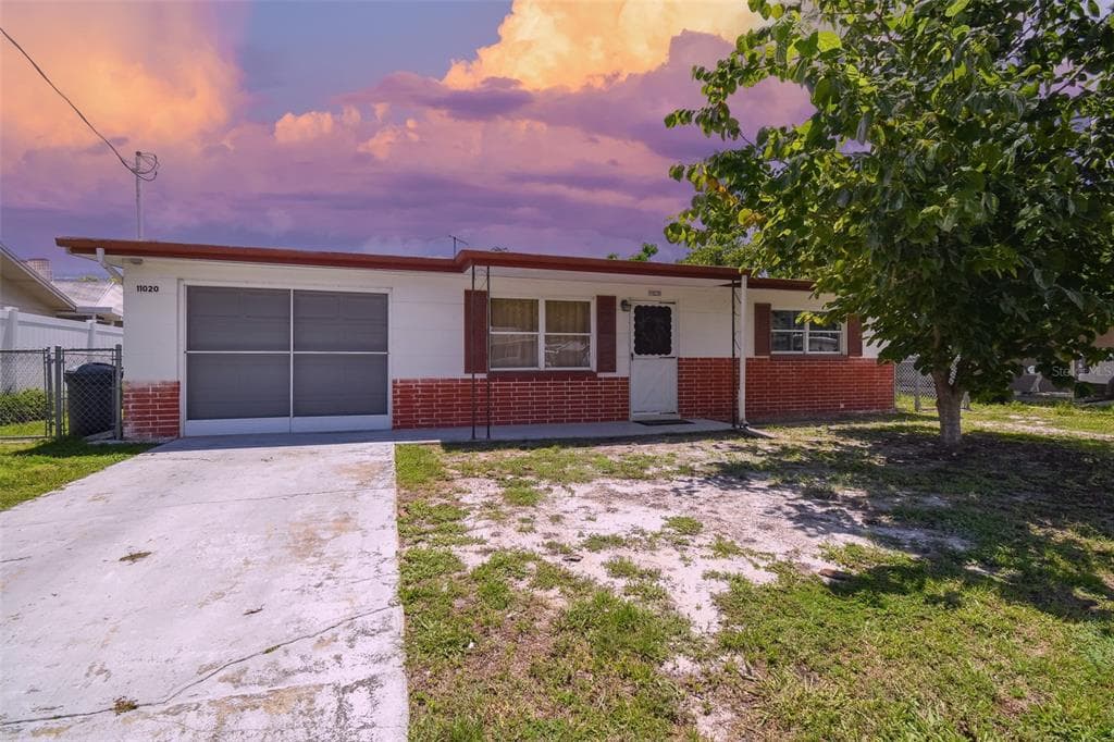 11020 HASSLE AVENUE PORT RICHEY, FL 34668