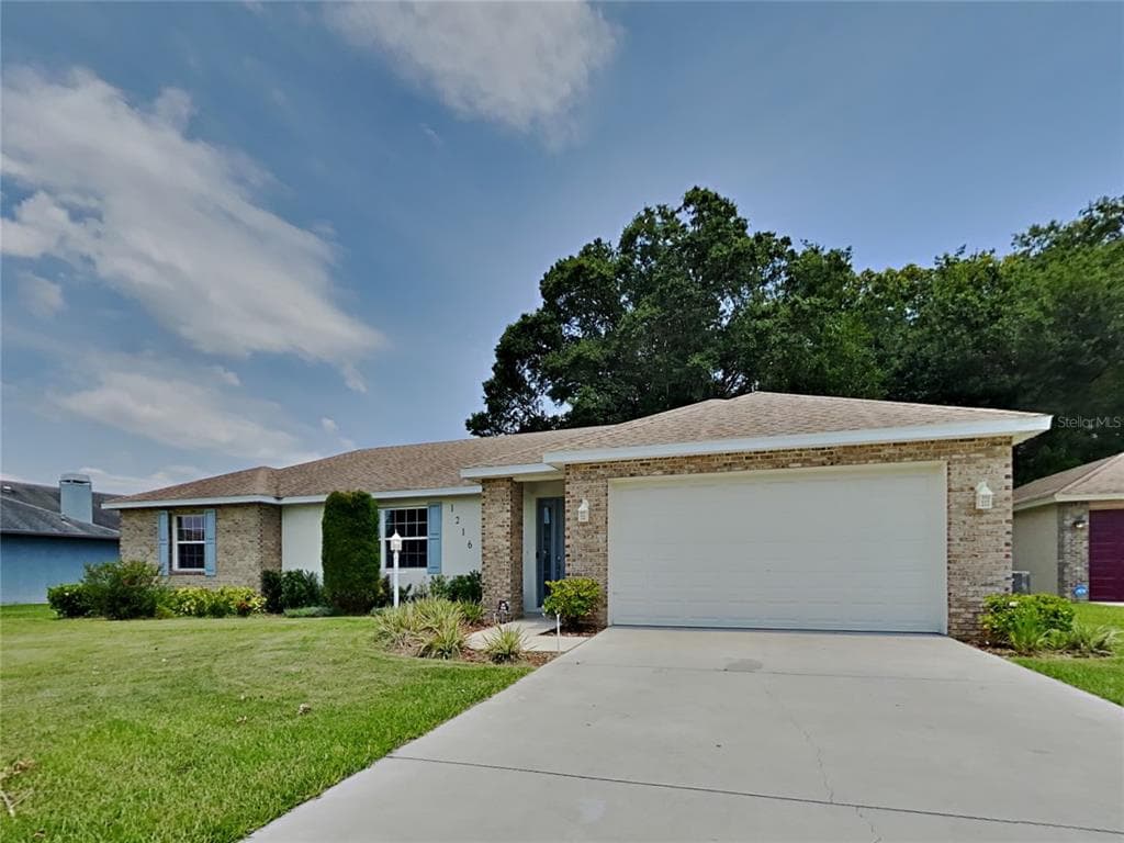 1216 LAVENDER JEWEL COURT PLANT CITY, FL 33563