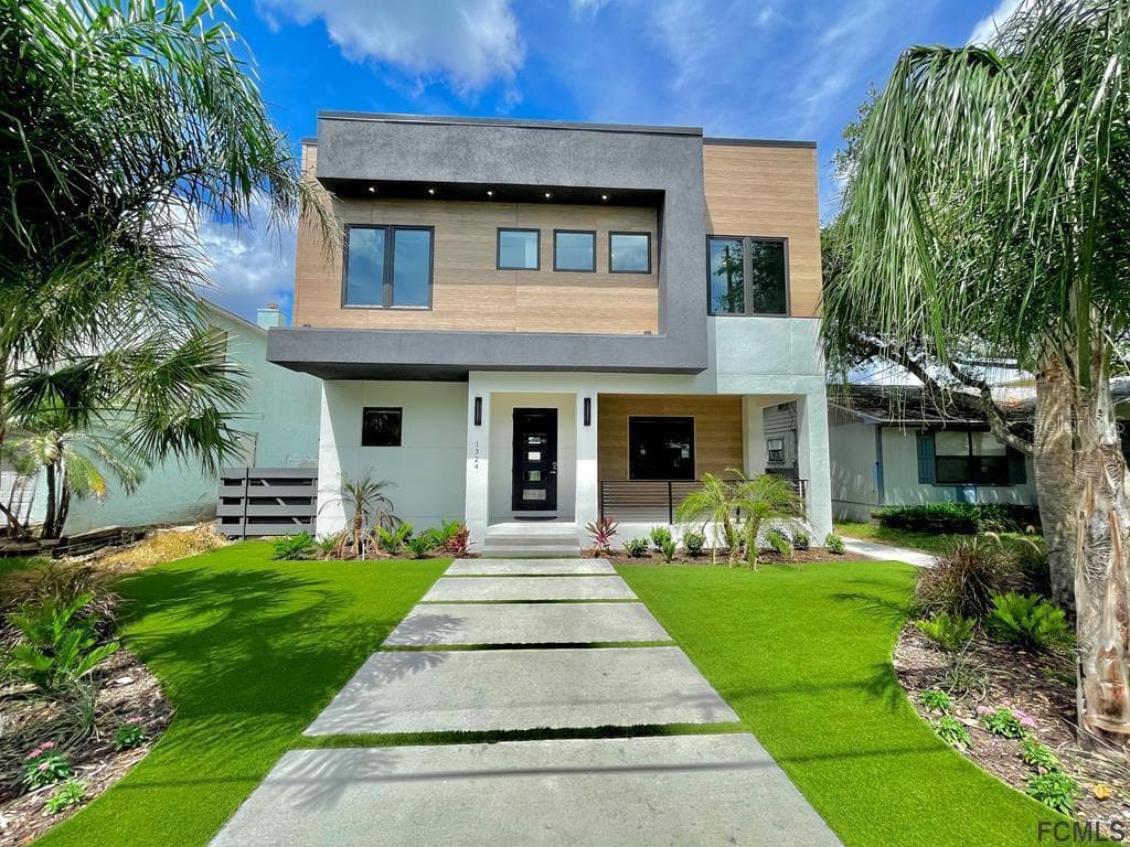 1324 DAYTONA AVENUE FLAGLER BEACH, FL 32136