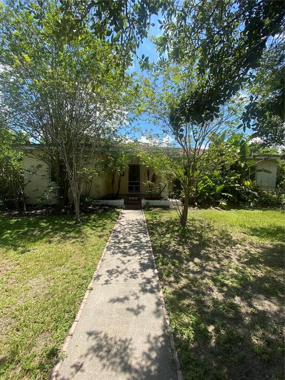 235 COLUMBIA DRIVE TAMPA, FL 33606