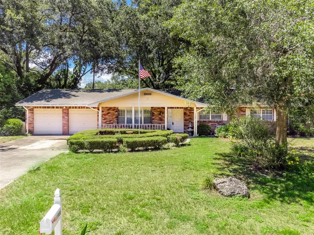 1906 ALDER WAY BRANDON, FL 33510