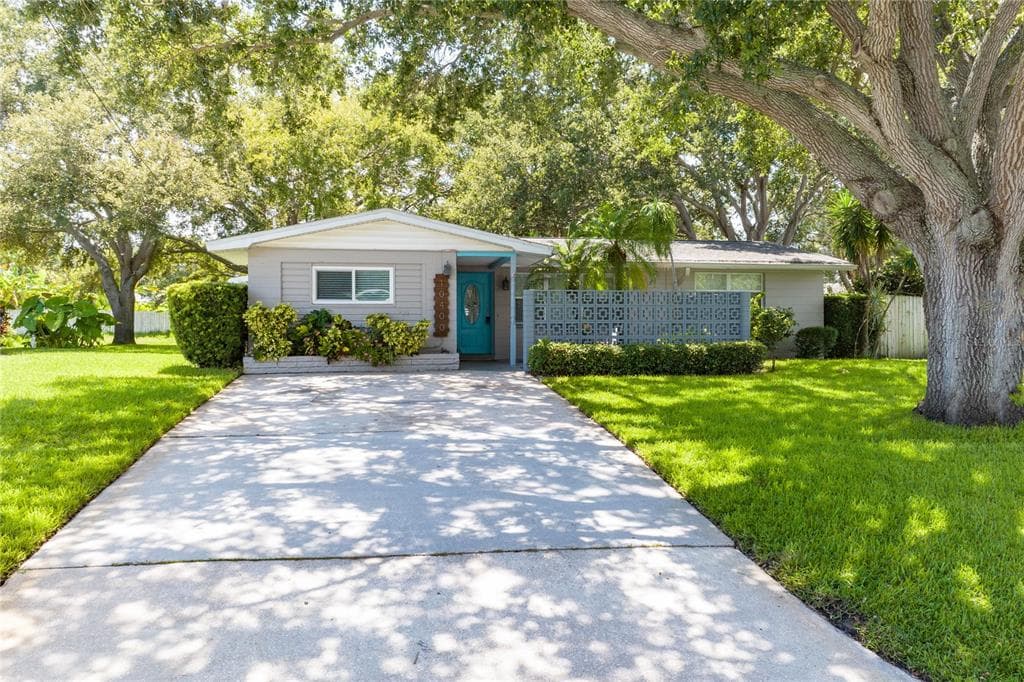 10400 110TH STREET SEMINOLE, FL 33778
