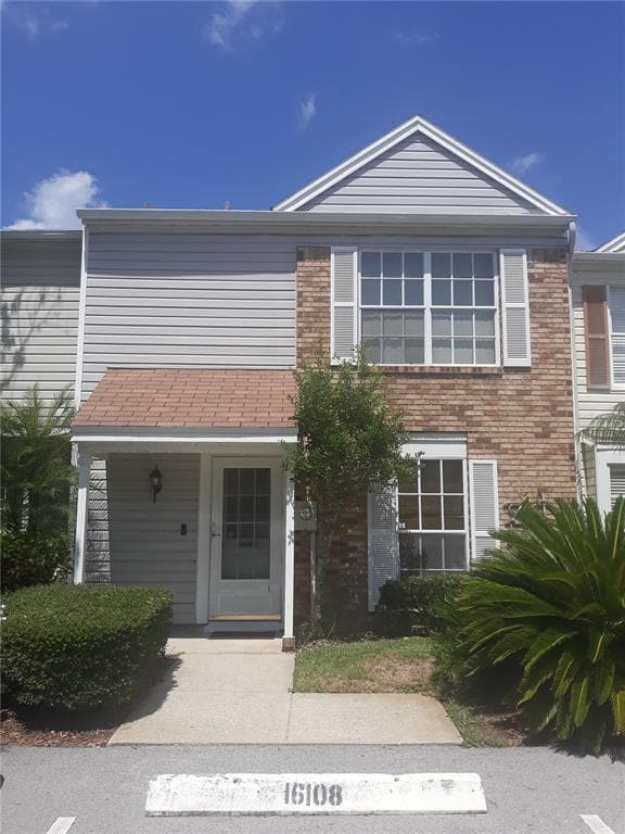 16108 RAMBLING VINE DRIVE W TAMPA, FL 33624