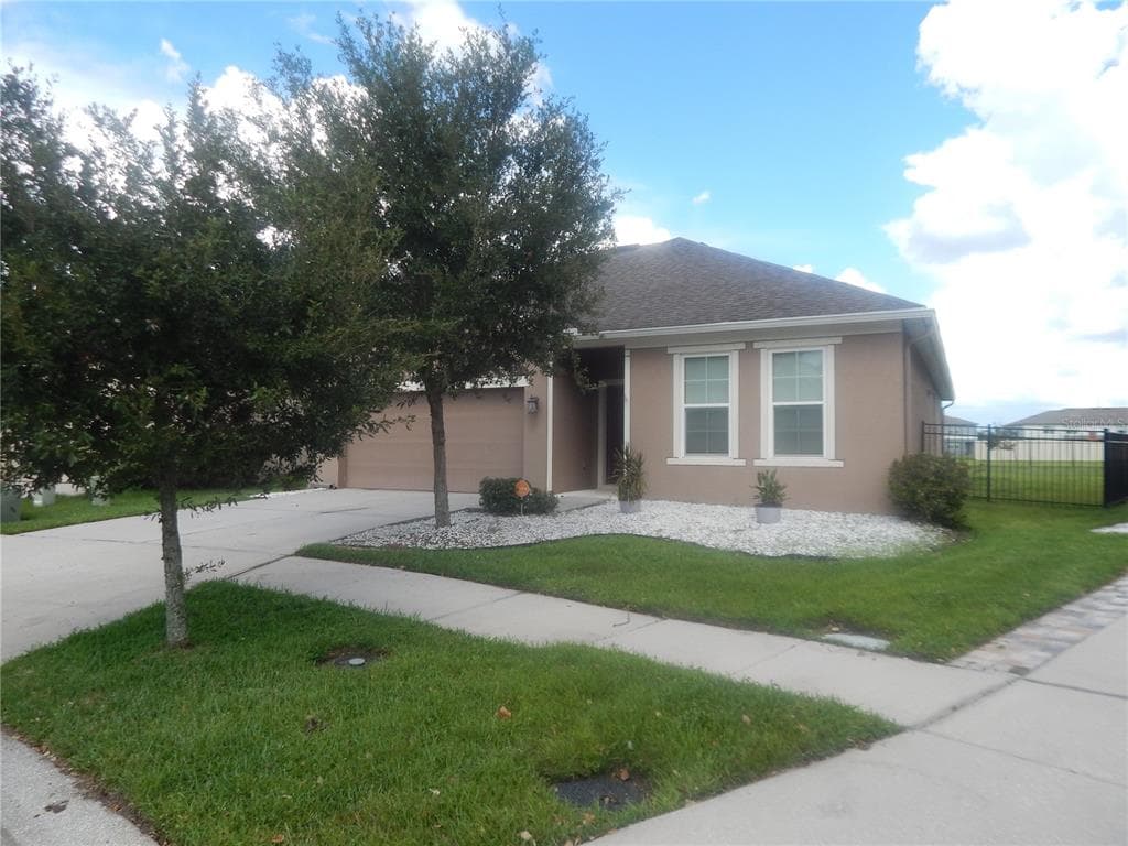 10141 CELTIC ASH DRIVE RUSKIN, FL 33573