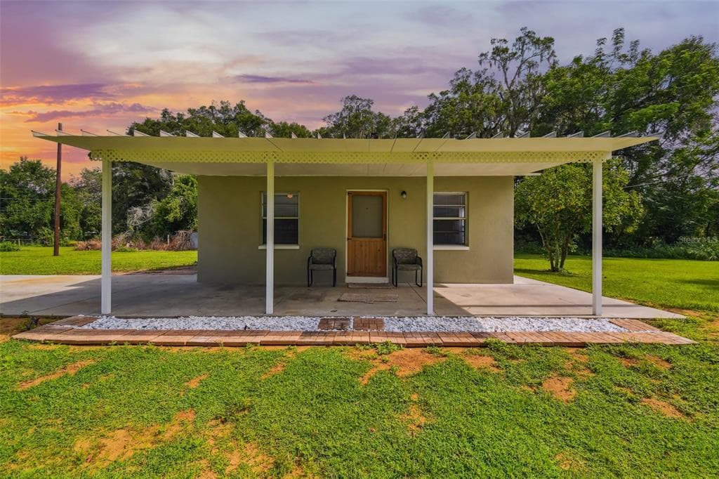 40640 MELROSE AVENUE ZEPHYRHILLS, FL 33540