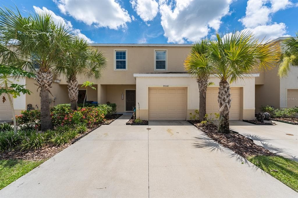 9908 HOUND CHASE DRIVE GIBSONTON, FL 33534