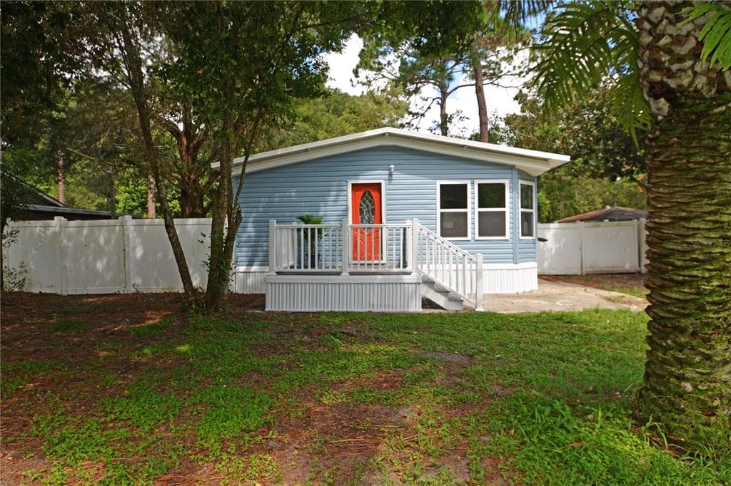 237 MONROE AVENUE BROOKSVILLE, FL 34604