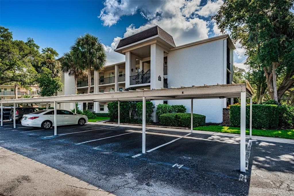 870 VIRGINIA STREET UNIT 316 DUNEDIN, FL 34698