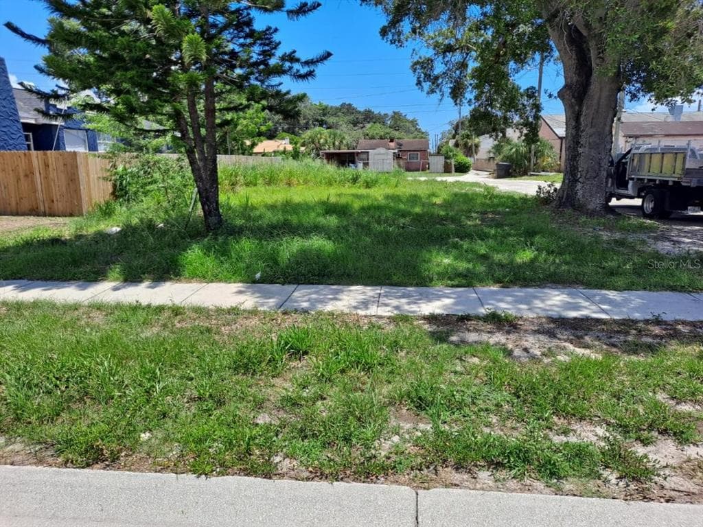 4834 10TH AVENUE S ST PETERSBURG, FL 33711