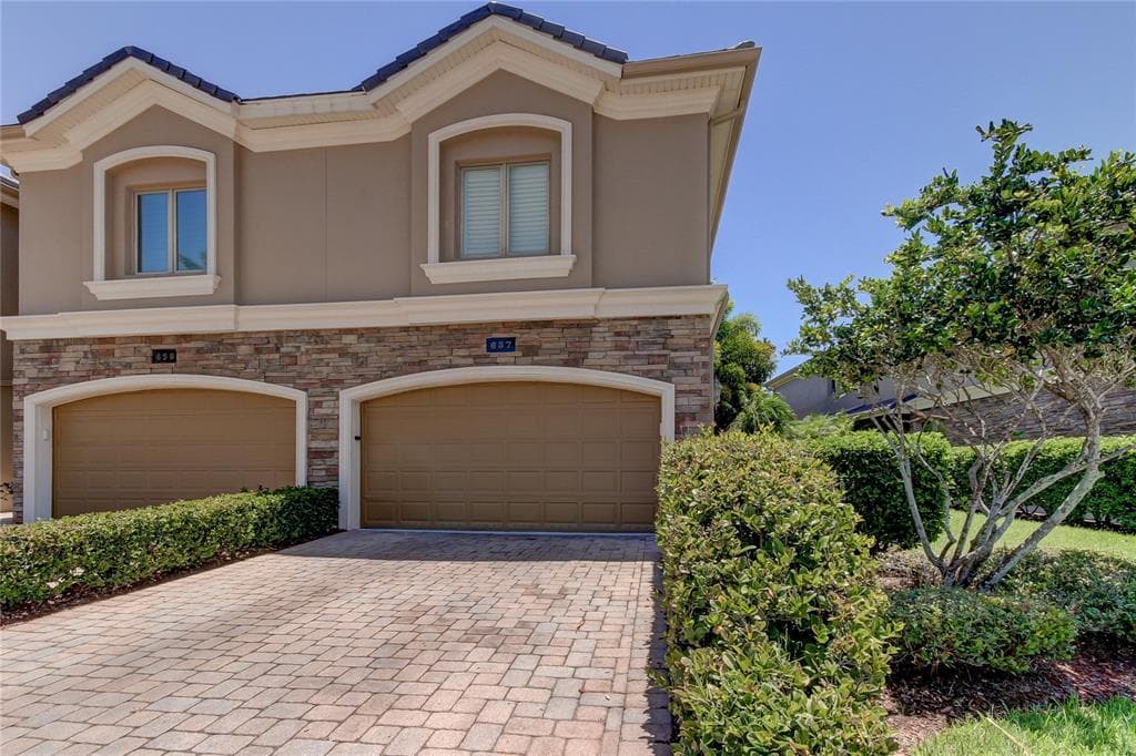 637 SAXONY BOULEVARD ST PETERSBURG, FL 33716
