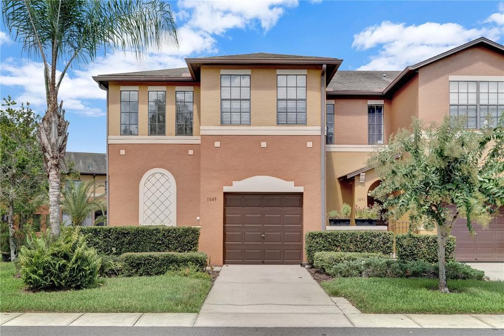 1049 BLACKWATER DRIVE WESLEY CHAPEL, FL 33543