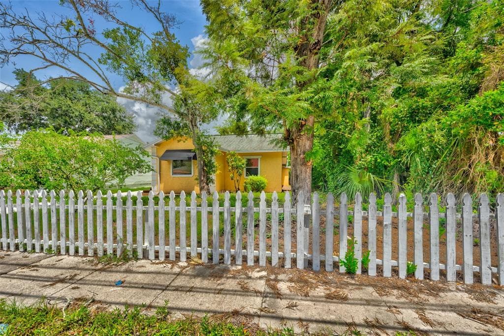 1927 SPRINGTIME AVENUE CLEARWATER, FL 33755