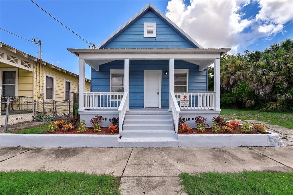 2324 W SPRUCE STREET TAMPA, FL 33607