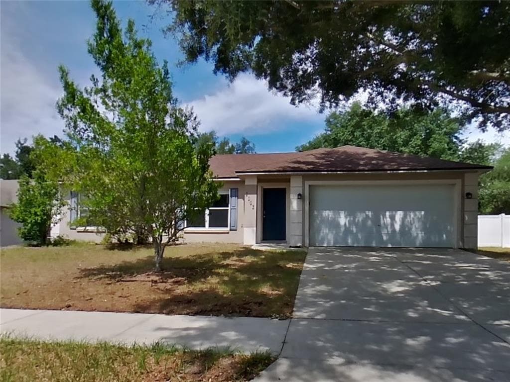 1003 CHERRY LAUREL STREET MINNEOLA, FL 34715