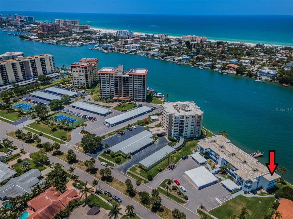 770 ISLAND WAY UNIT N305 CLEARWATER, FL 33767