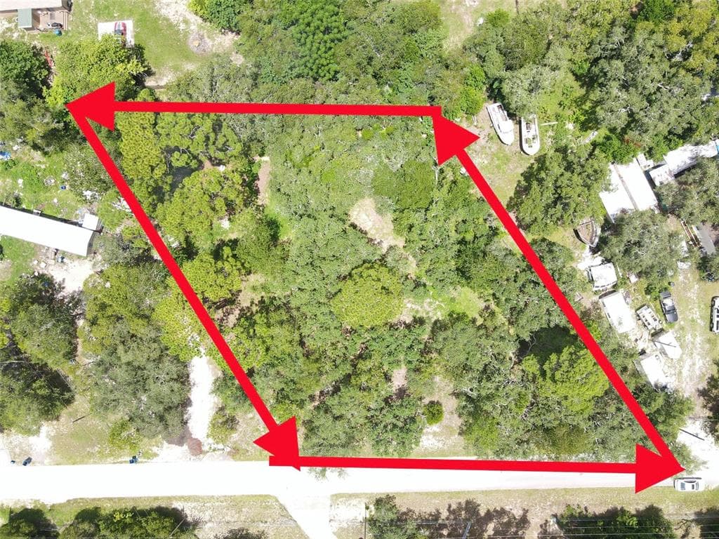 3313 PARLOW AVENUE SPRING HILL, FL 34606