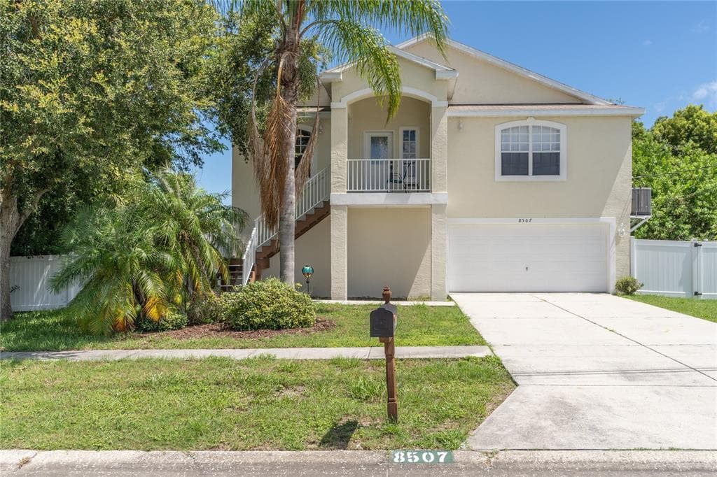 8507 SUMMER DRIVE HUDSON, FL 34667