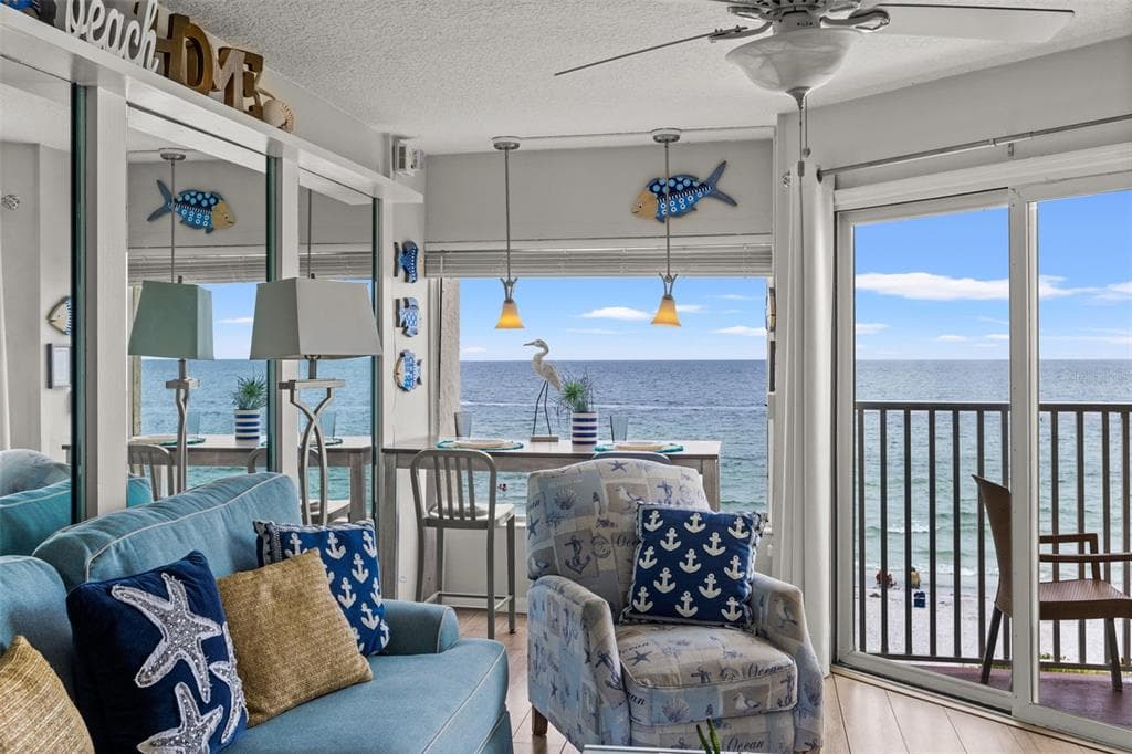 3200 GULF BOULEVARD UNIT 313 BELLEAIR BEACH, FL 33786