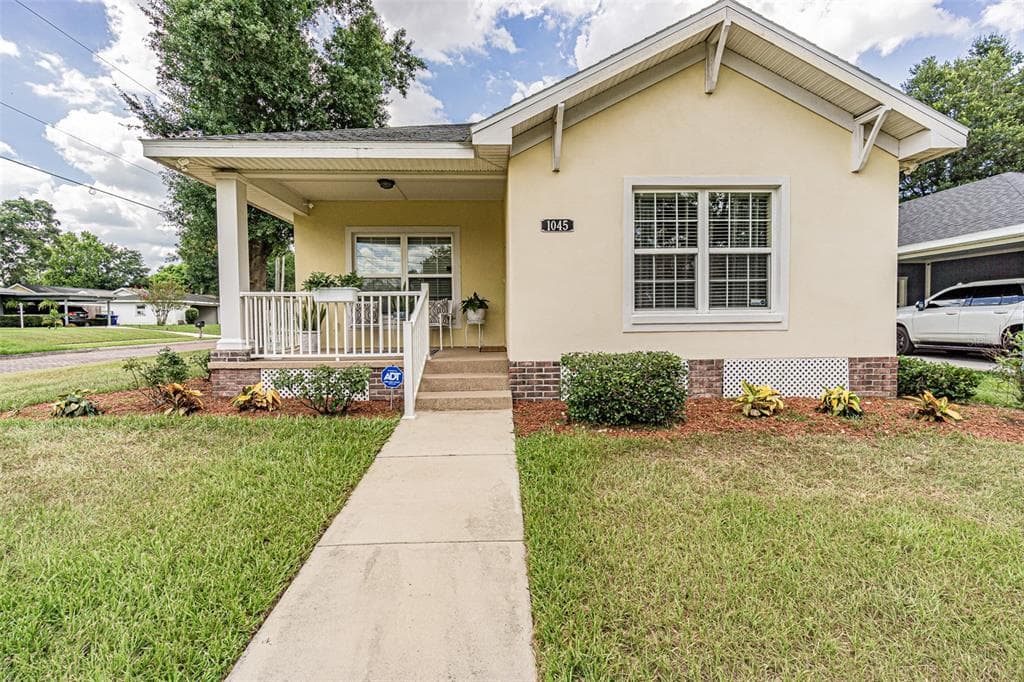 1045 W GREENWOOD STREET LAKELAND, FL 33815