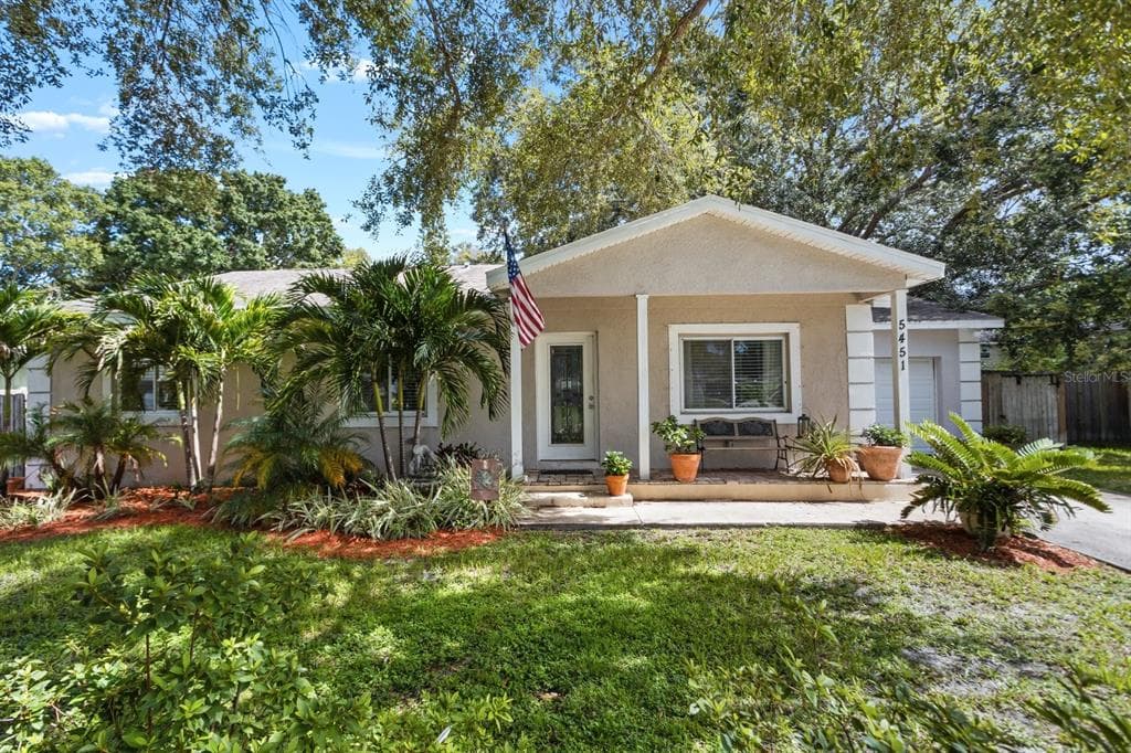 5451 8TH AVENUE N ST PETERSBURG, FL 33710