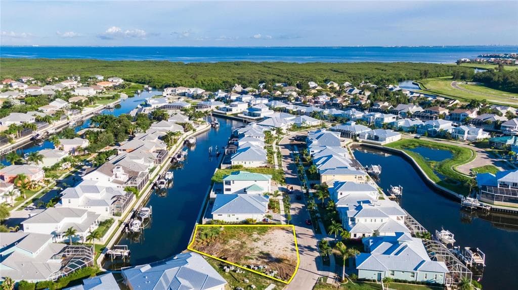 5702 TYBEE ISLAND DRIVE APOLLO BEACH, FL 33572
