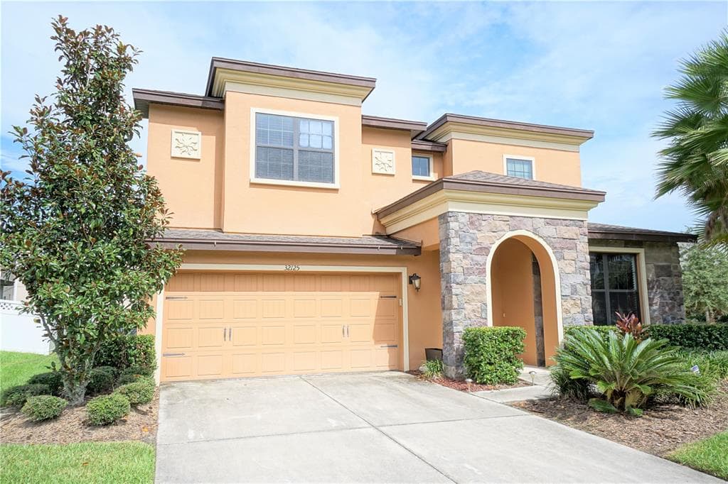 32125 GARDEN ALCOVE LOOP WESLEY CHAPEL, FL 33545
