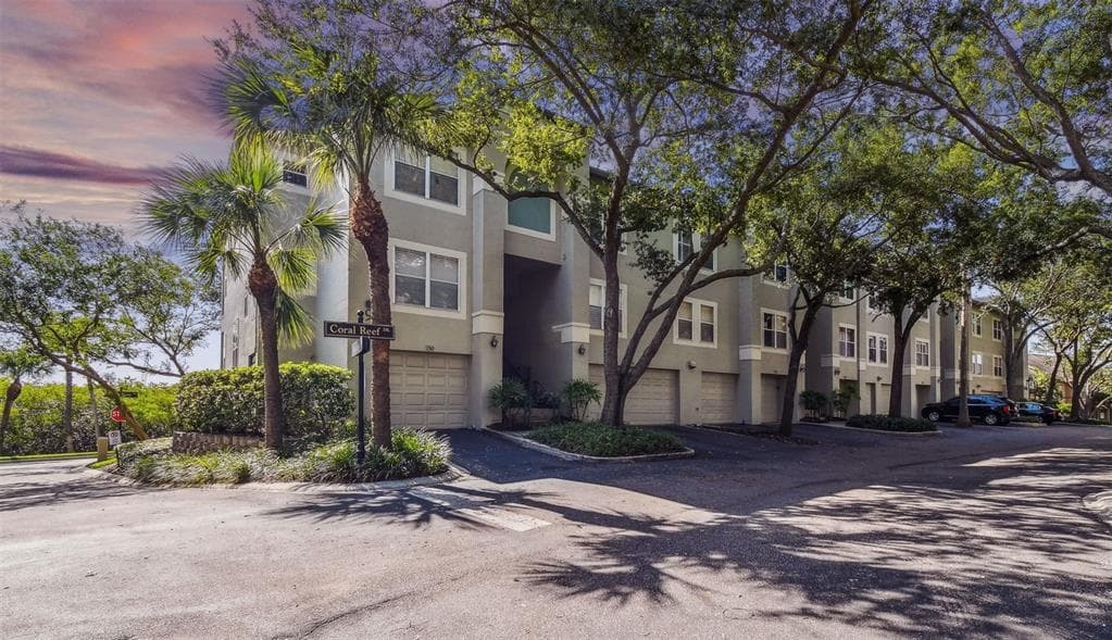 752 CORAL REEF DRIVE