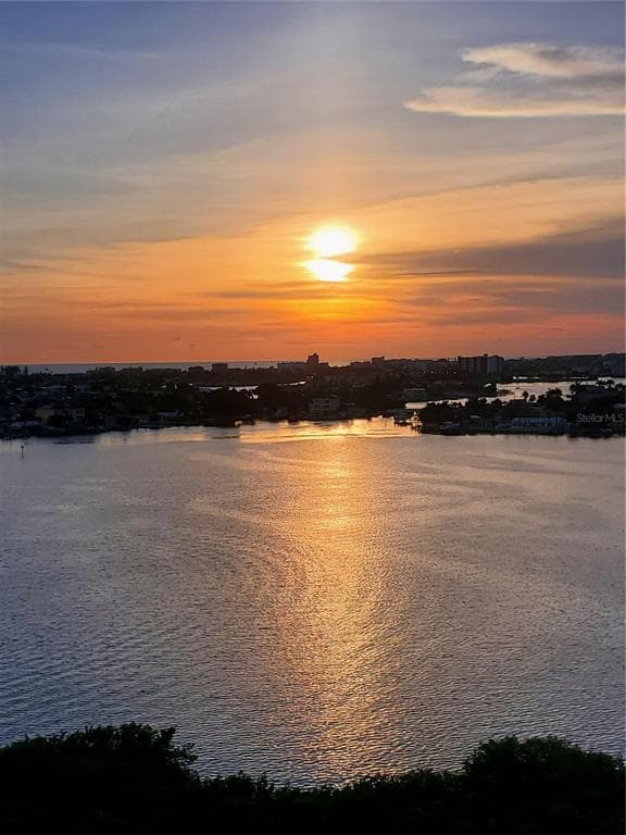 7050 SUNSET DRIVE S UNIT 1507 SOUTH PASADENA, FL 33707
