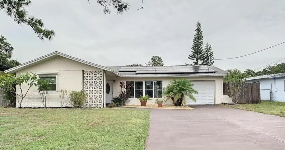 11231 VILLAGE GREEN AVENUE SEMINOLE, FL 33772